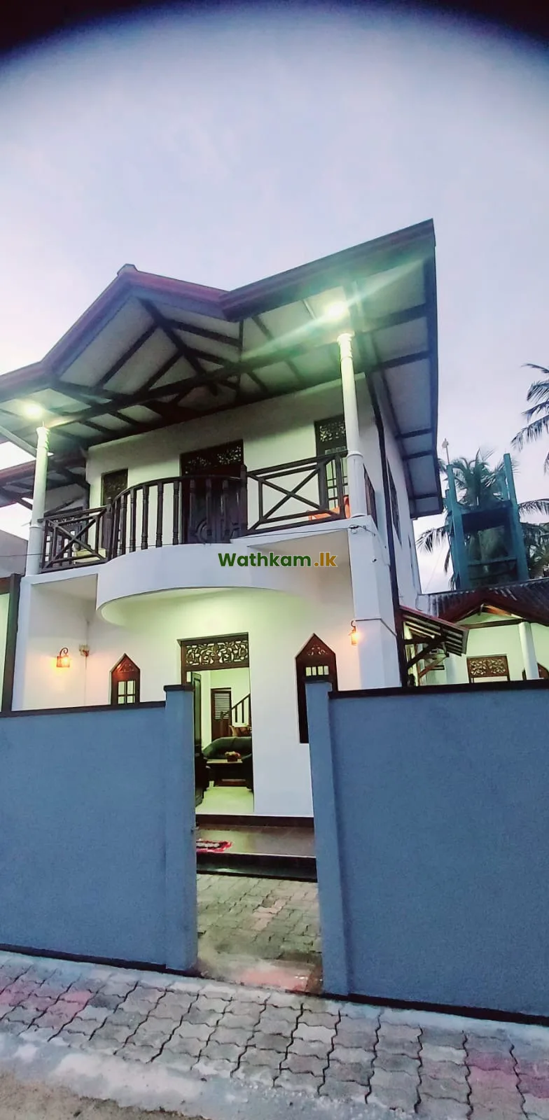 House for rent in Galle City, galle - 10 Perch land in Makuluwa . It is located near the Galle city .